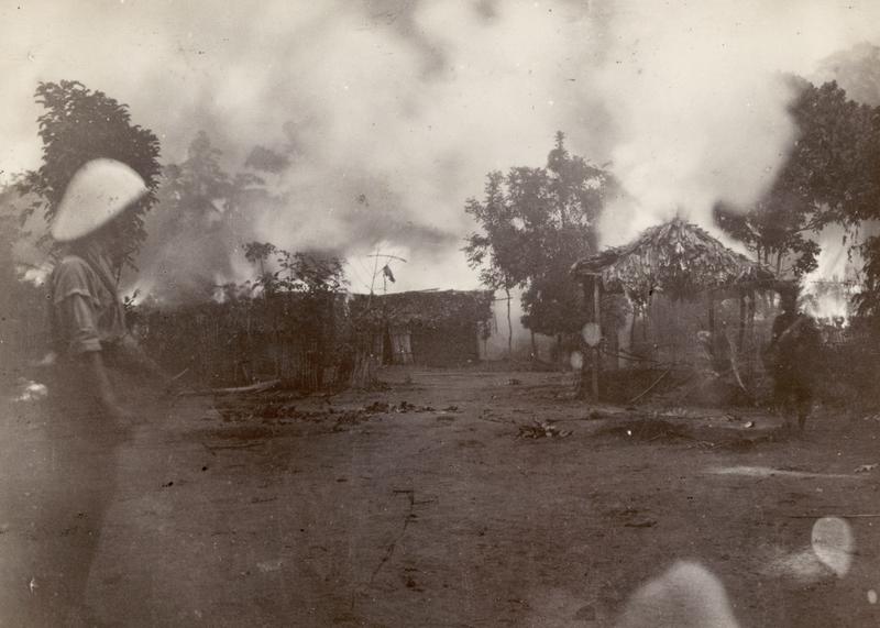 Burning villages in Benin 1897 Burning villages in Benin 1897