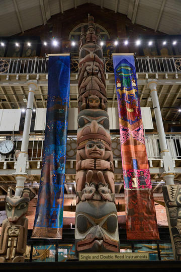 View of artwork Aken Akota / Aken Owie (Evening Tusk / Morning Tusk) installed in PRM View of artwork Aken Akota / Aken Owie (Evening Tusk / Morning Tusk) installed in PRM
